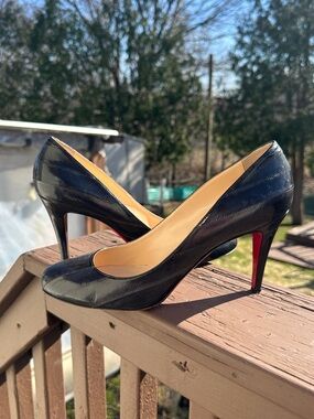 CHRISTIAN LOUBOUTIN PUMPS (IT 40.5)